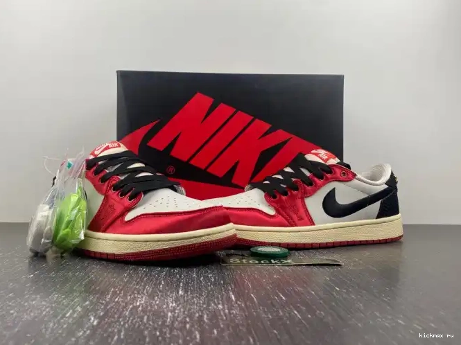Cheap Kickmax Room OG FN0432-017 Low Air Jordan Trophy x Home 1 0514